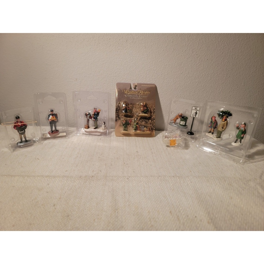 Lemax & Cobblestone Corners Windham Heights Accessories Figurines Lot Of 12
